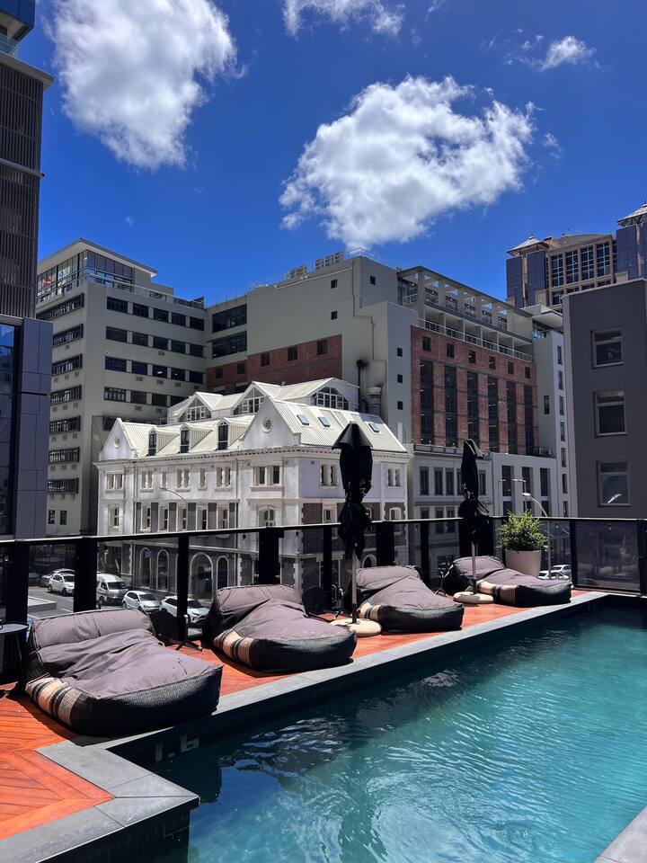 2 Bedroom Property for Sale in Cape Town City Centre Western Cape